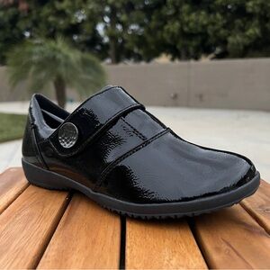 Josef Seibel Women Size EU36 Nurse Shoes US 5.5 - 6 Patent Leather Comfort